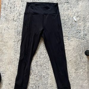 Lululemon in movement leggings